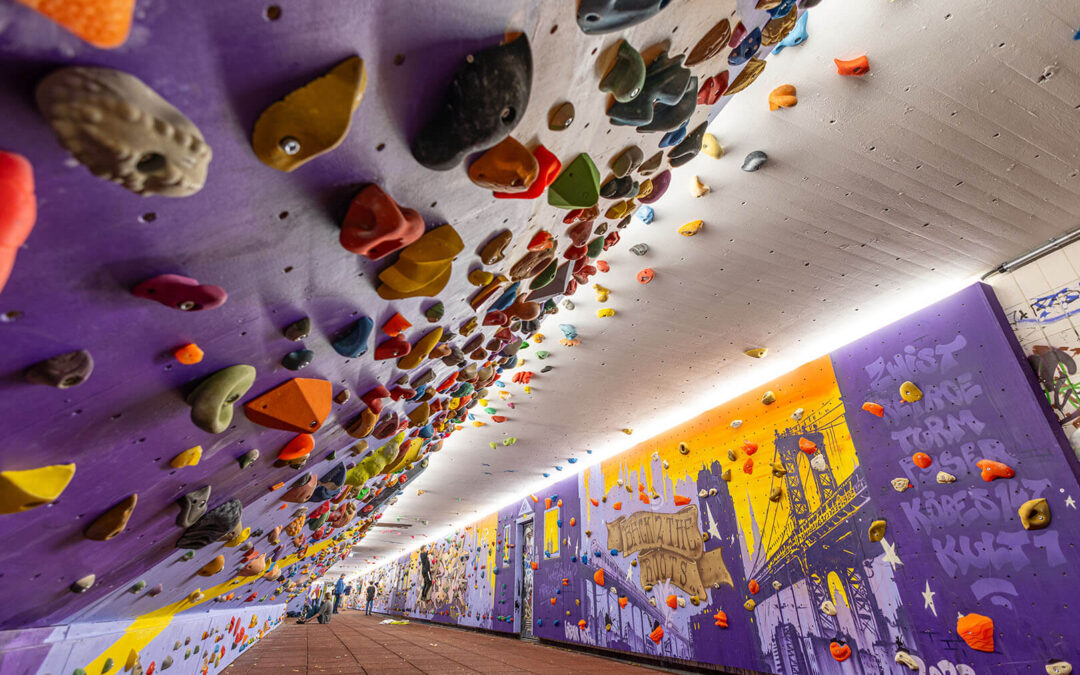 EUROFLEX® Fallschutzplatten in der Boulderhalle „Riesige Rosi“ in München